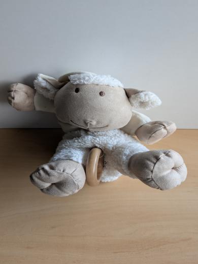 Nature et découvertes Mouton Ecru beige anneau bois - Très bon état